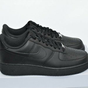 NIKE Air Force 1 Low '07 Triple Black CW2288-001
